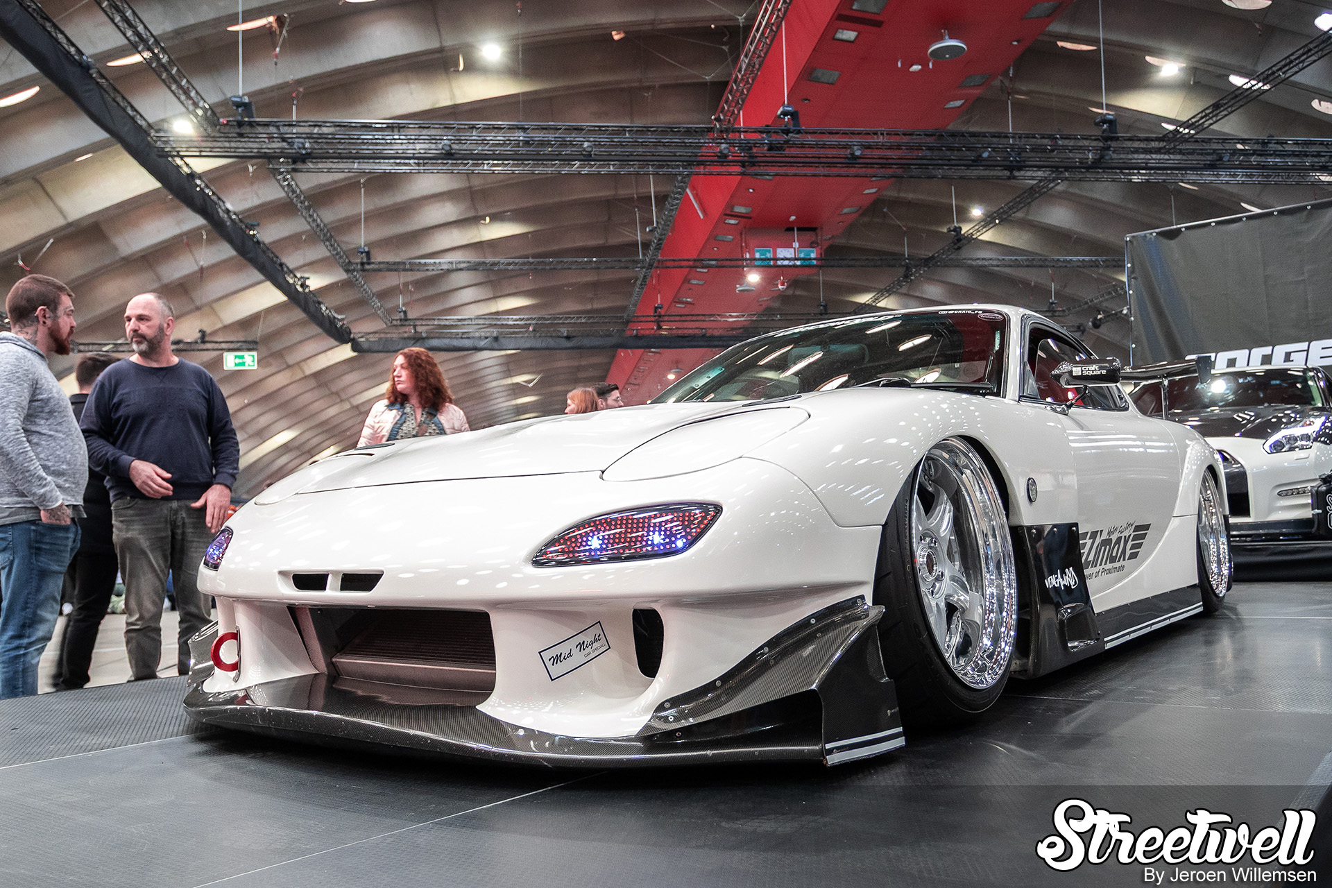 RX-7 with Zimax Power: Ultimate Wangan Racer - Streetwell