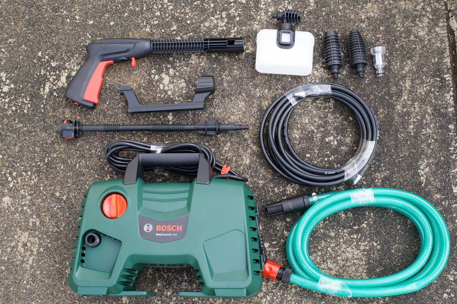 ボッシュ(BOSCH) 高圧洗浄機 EA110 ブドウの皮むきにチャレンジ | 歩け