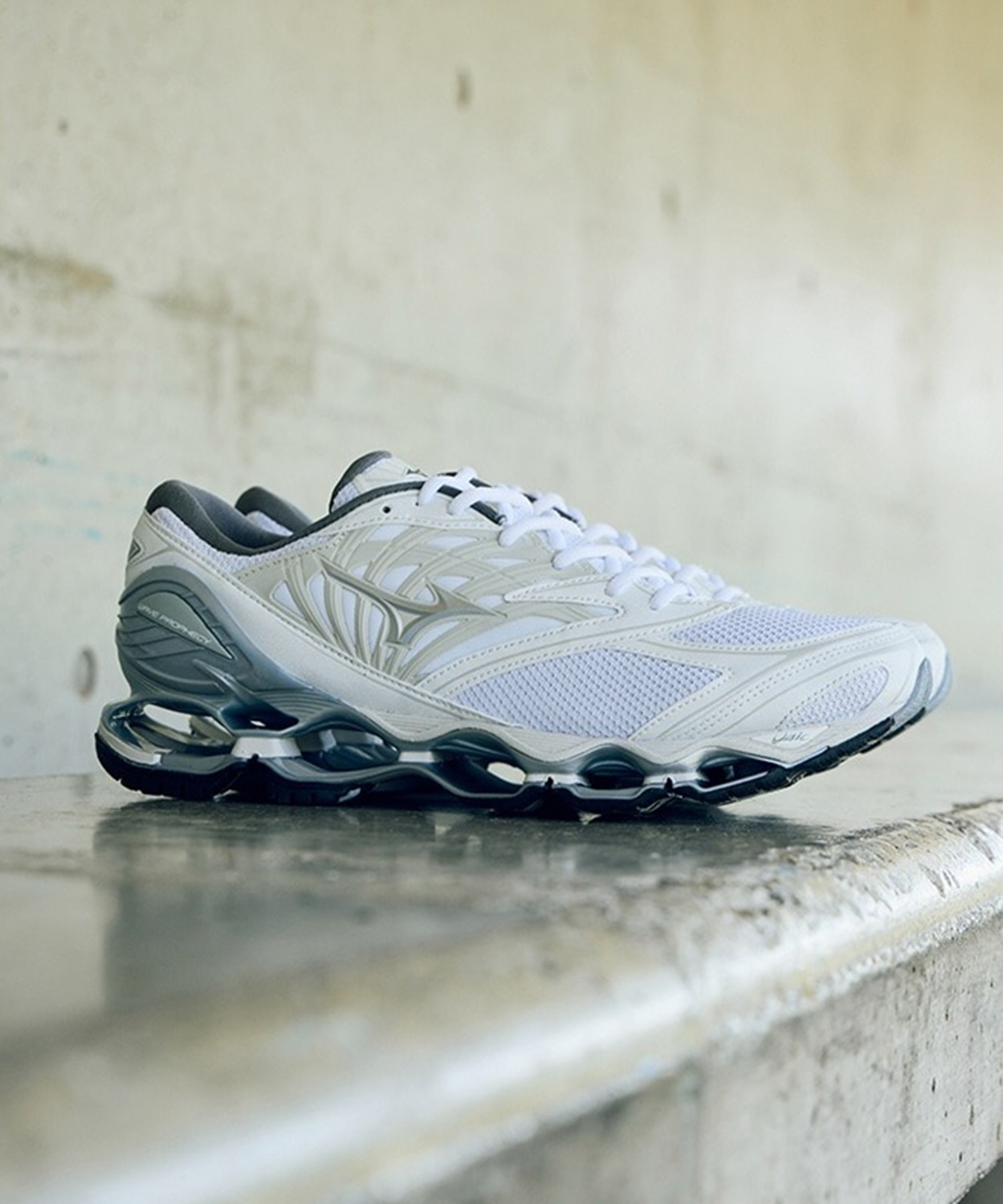 WAVE PROPHECY LS｜MIZUNO
