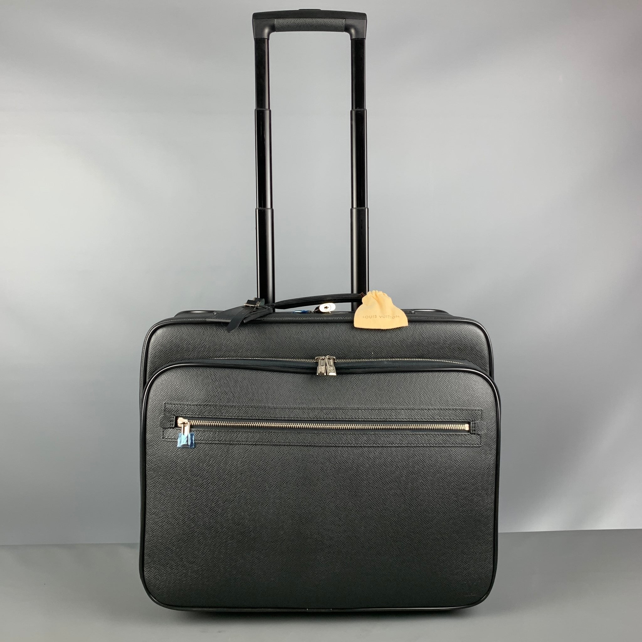 LOUIS VUITTON All Pilot Case Black Textured Leather Carry-On