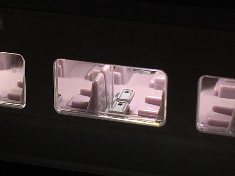 座席背面テーブル - すずめ模型