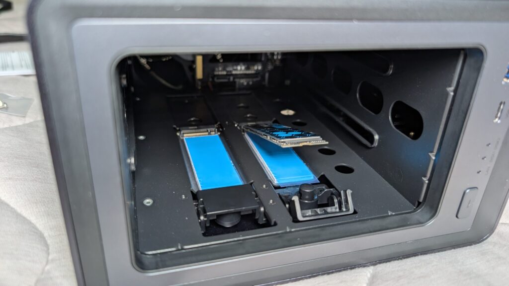 UGREEN NASync DXP2800レビュー】専門知識も不要で初心者におすすめの