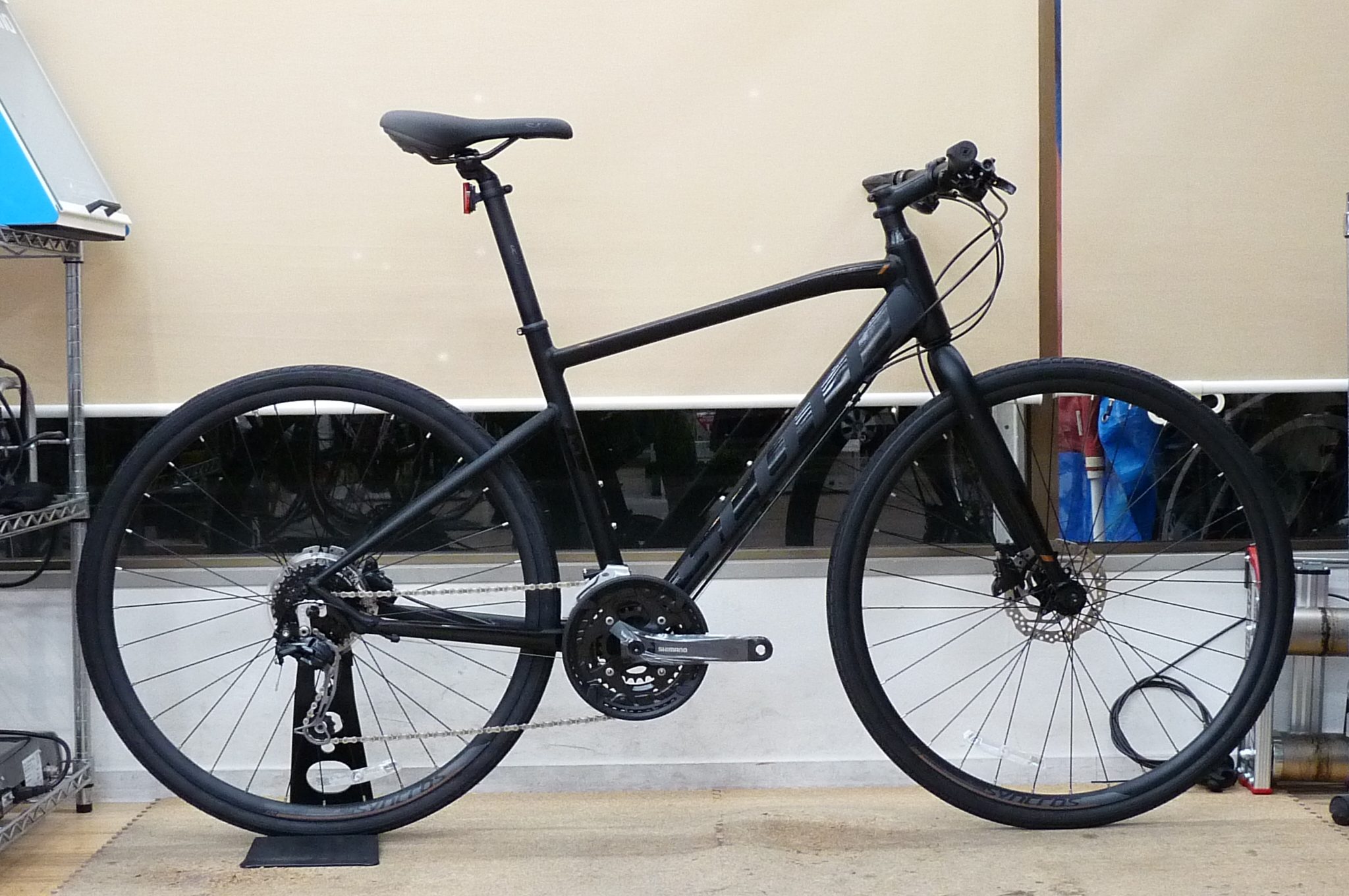 クロスバイクの新しい選択肢！ SCOTT SUB CROSS J1 | スポーツバイク