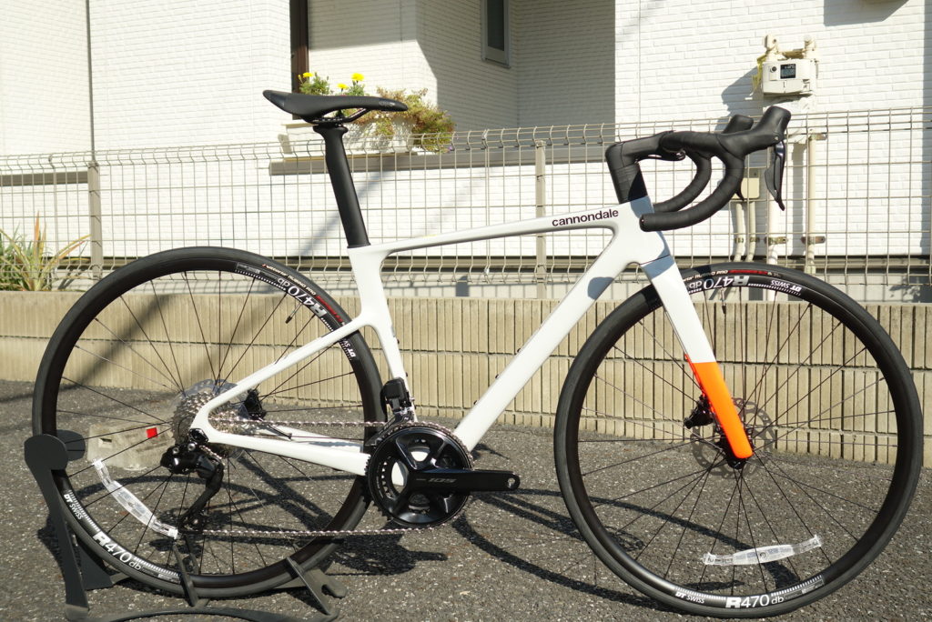 新型105メカニカルシフト12段と105電動12段変速 CANNONDALE SuperSix